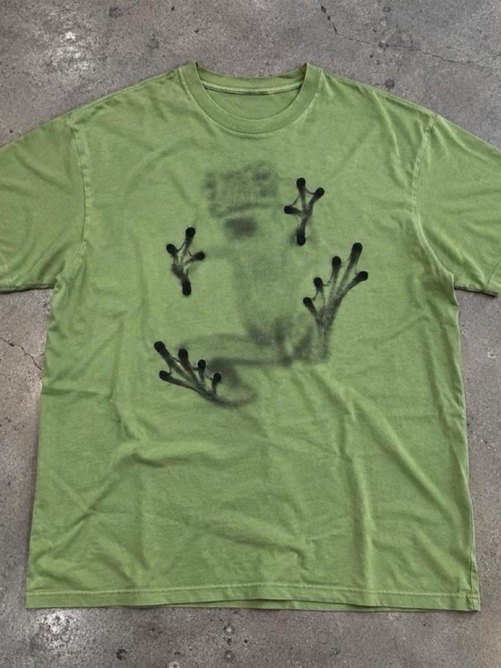 Gildan Olive Green Short-Sleeve T-Shirt with Black Spray Design